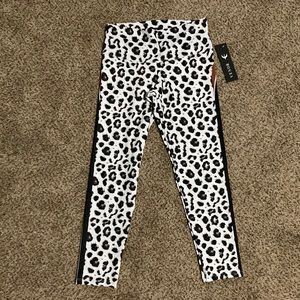 Venor (hunting brand) capri leggings. Brand new! No longer sold online.